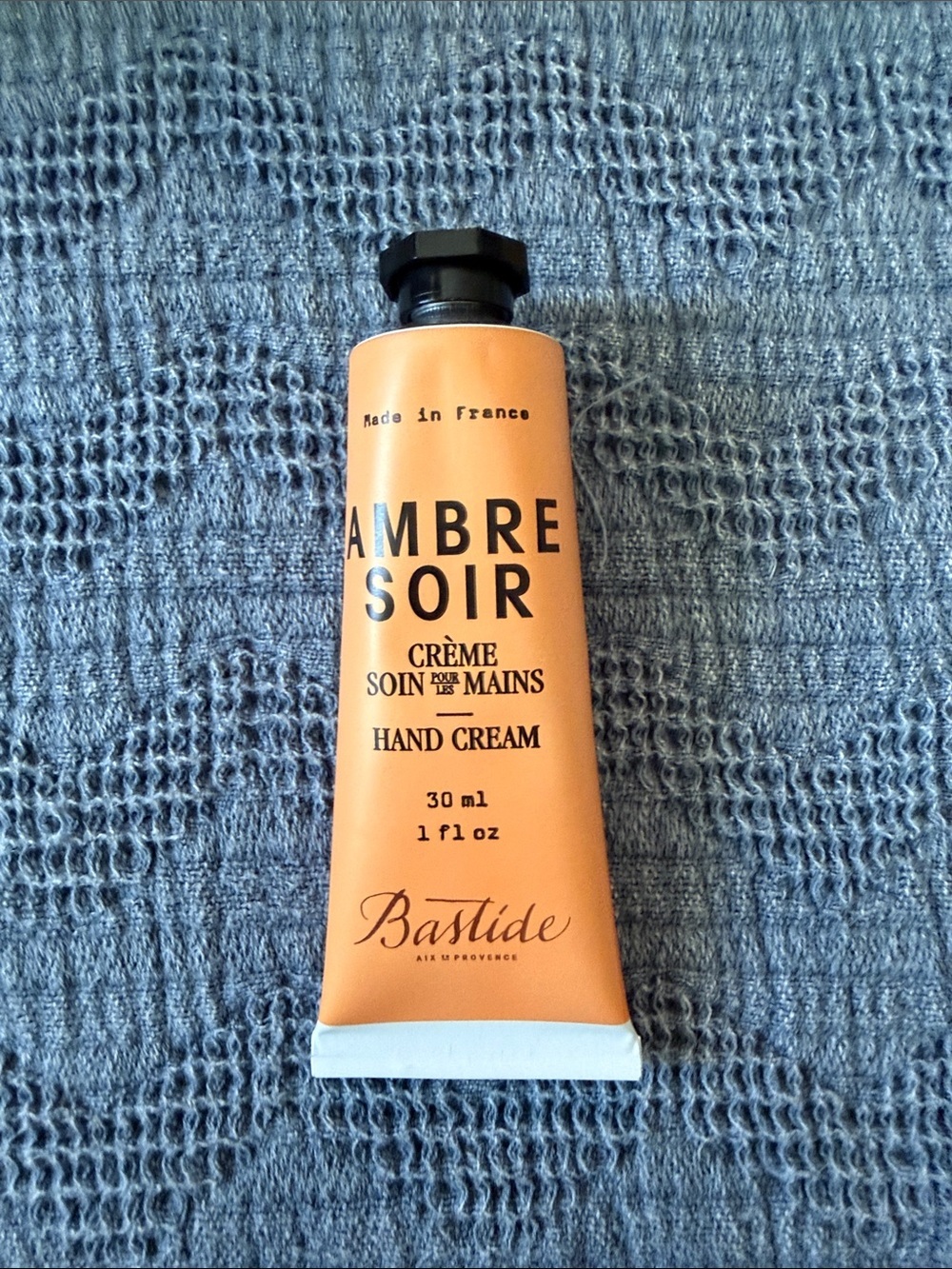 Bastide Ambre Soir Hand Cream - Orange 30ml/ 1 fl oz - Picture 2 of 3